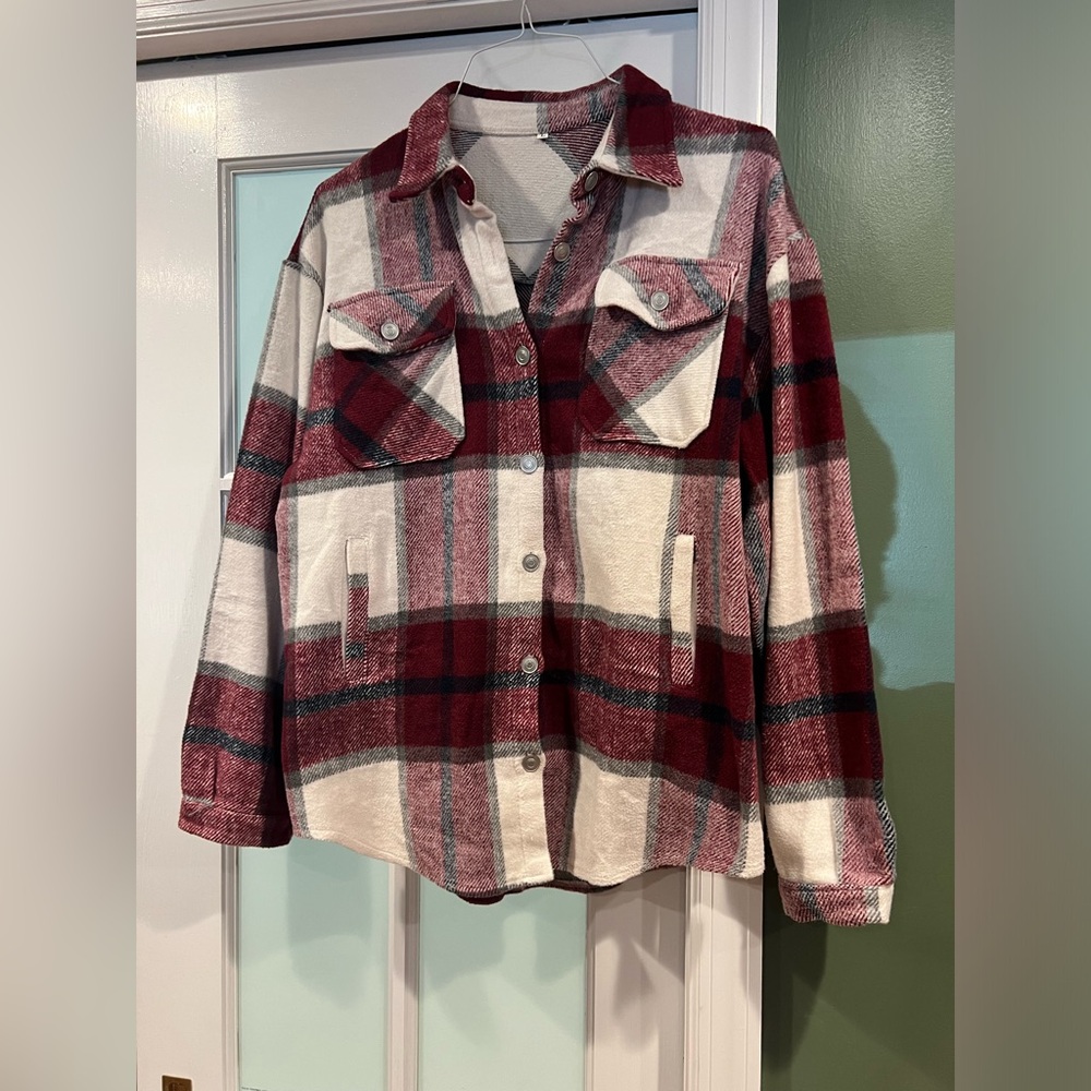Plaid shacket with pockets